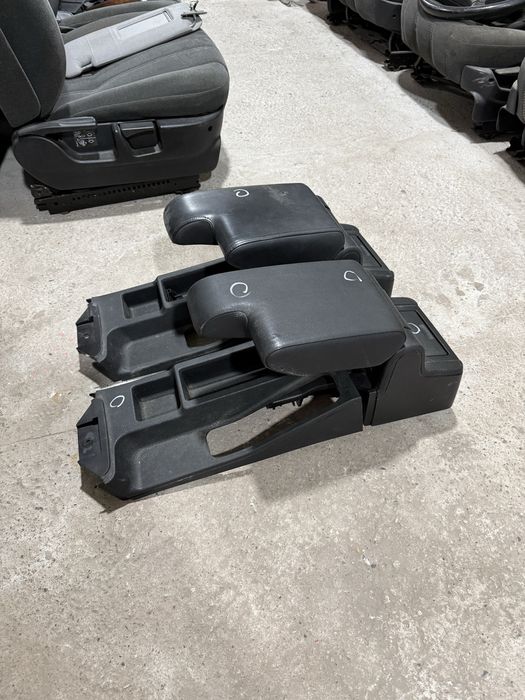 Подлокотник на BMW e36