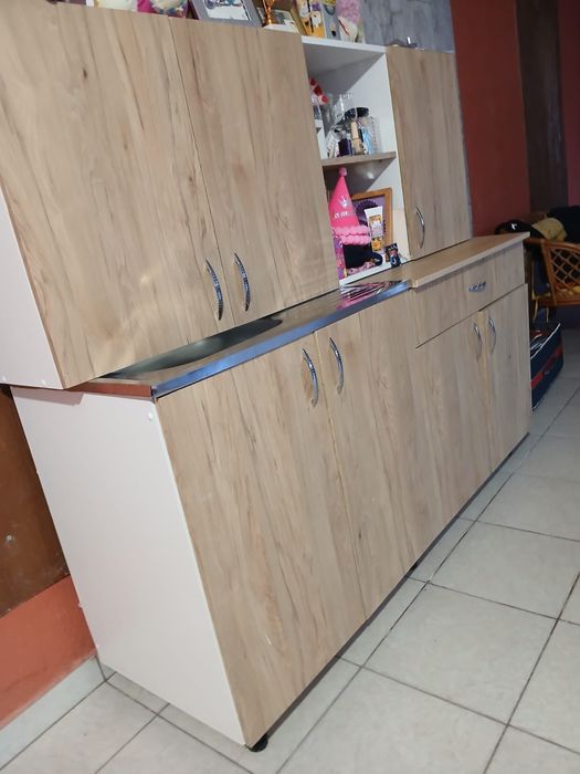 Mobila bucatarie noua