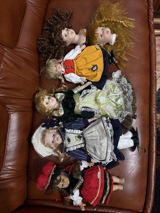 Papusi portelan.                                         .