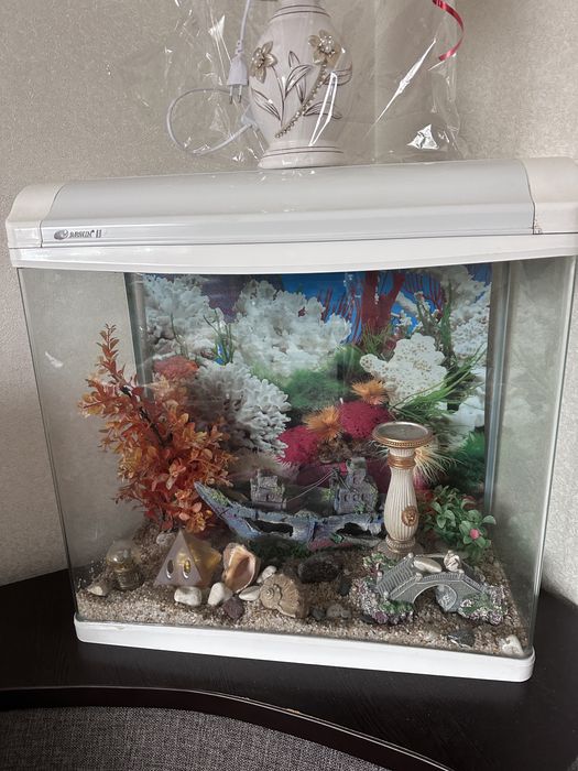 Аквариум в отличном состоянии