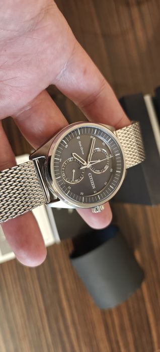 Vând ceas CITIZEN ECO-DRIVE BU3011- 83L