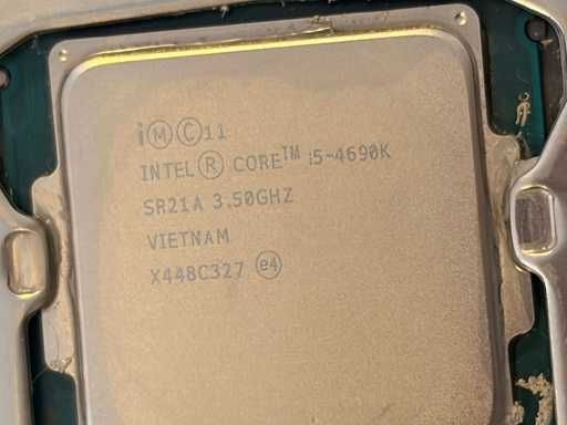 Kit Componente PC : Placa de baza GIGABYTE GA-B85M-D3H + Cpu I5 4690k