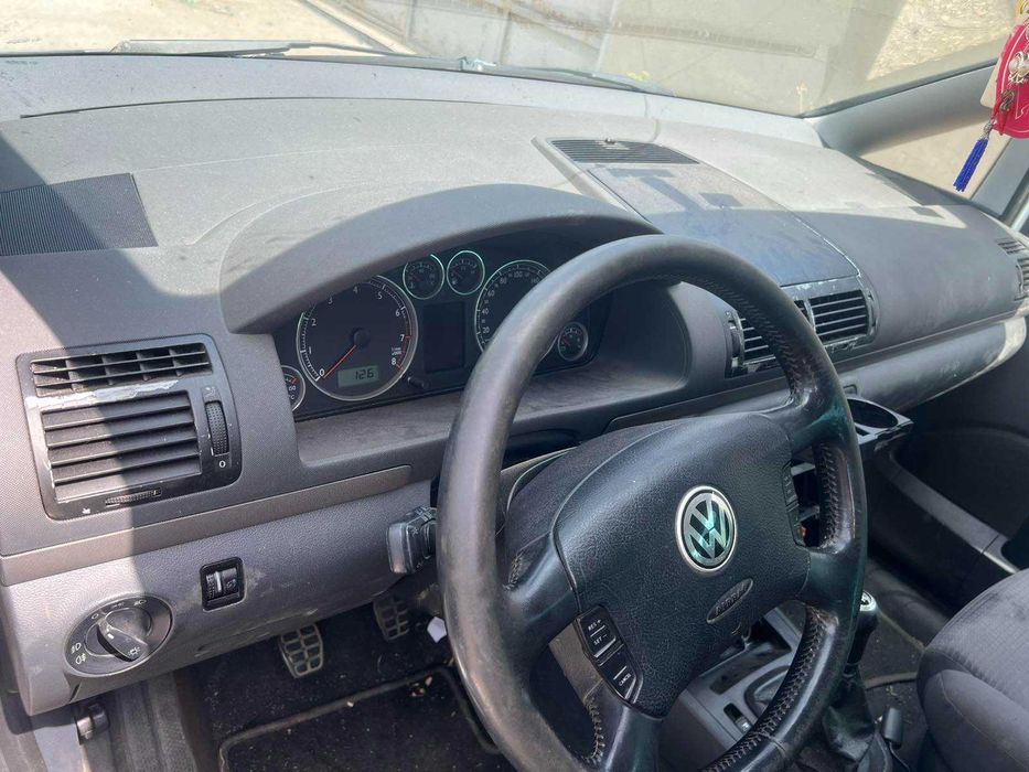 VW Sharan 2.8i V6 4motion 2002г. На Части