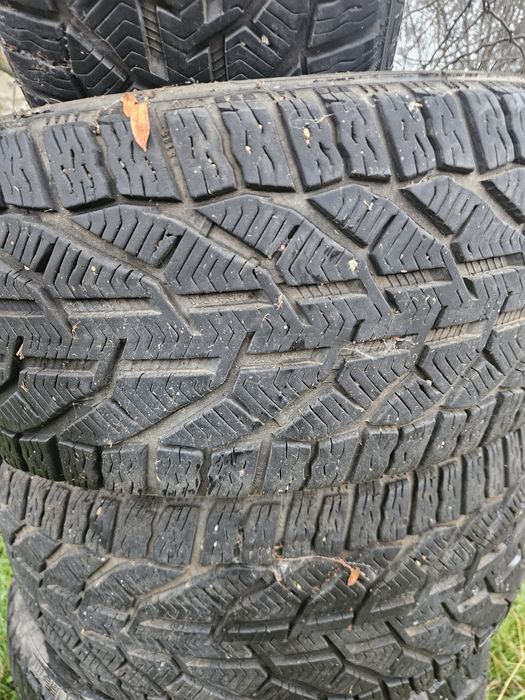 Зимни Kormoran 225 40 18 dot3919