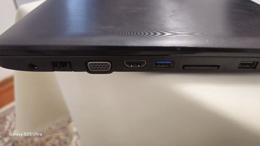 Ноутбук AsusX55M