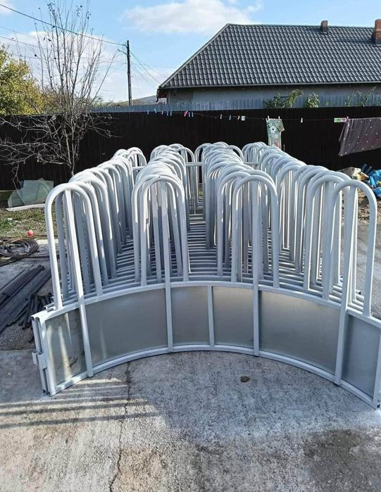 De vânzare Iesle de vaci si oi