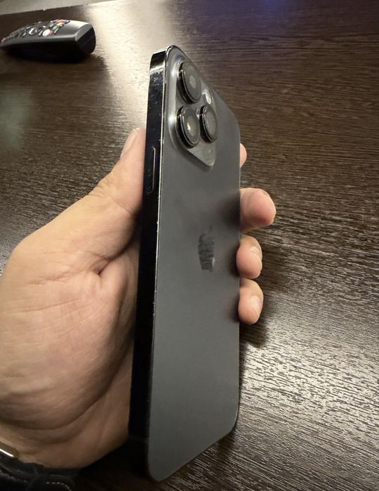 Продам iphone 14 pro max 512 gb