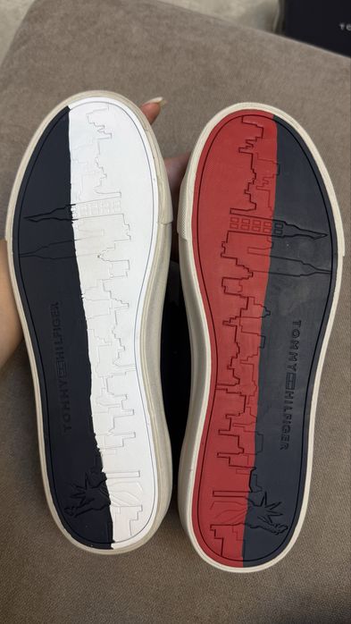 Кроссовки Tommy Hilfiger 43р.