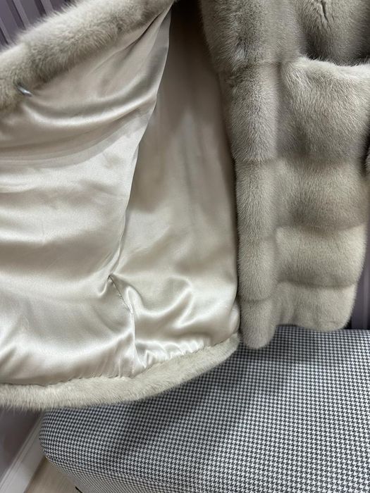 Норковая шуба белая