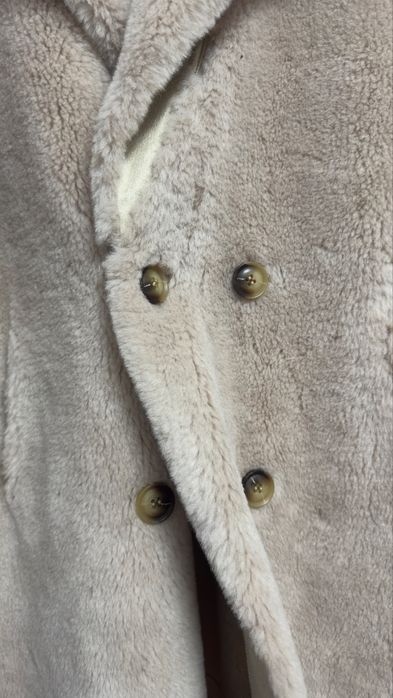 Продам женскую шубу