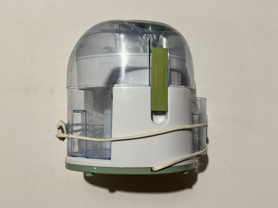 Продам соковыжималку