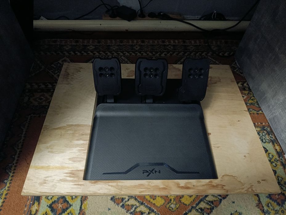 Продам руль PXN V99