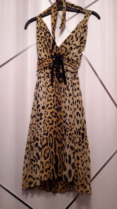 Тигрова Рокля с гол гръб