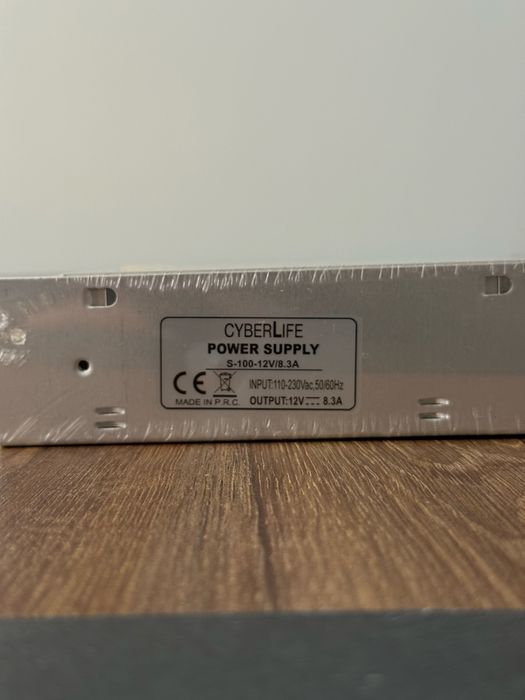 Захранващ блок CyberLife 12V 100W 8.3A за LED ленти и видеонаблюдение