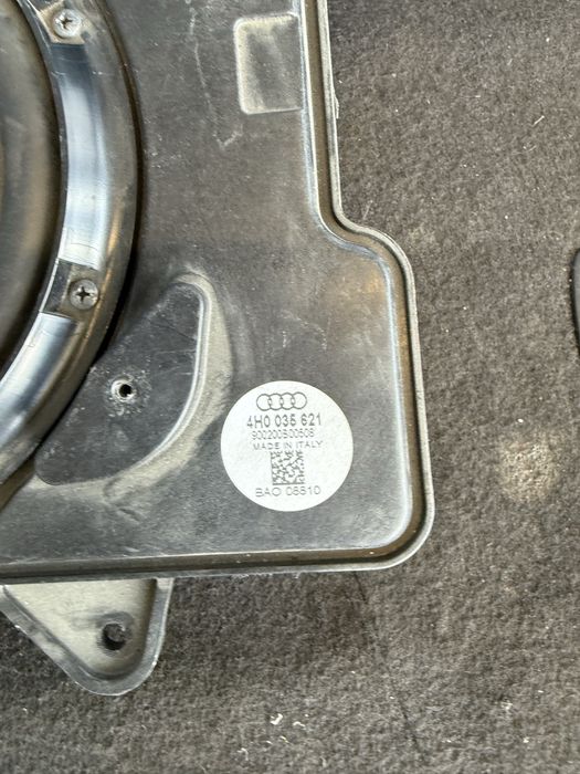 Бас колона буфер субуфер Audi A8 d4 4h обикновен 4h0035621