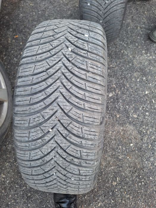 Всесезонни гуми Kleber Quaraxer 2, 17 цола, 4 броя