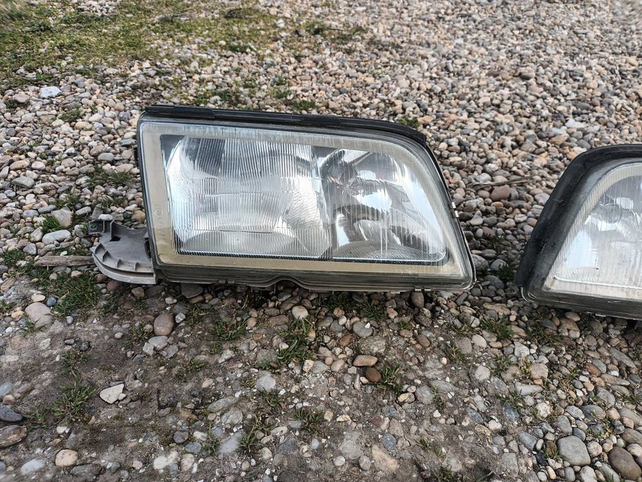 ляв или десен фар за мерцедес Ц класа В202 MERCEDES C class W202