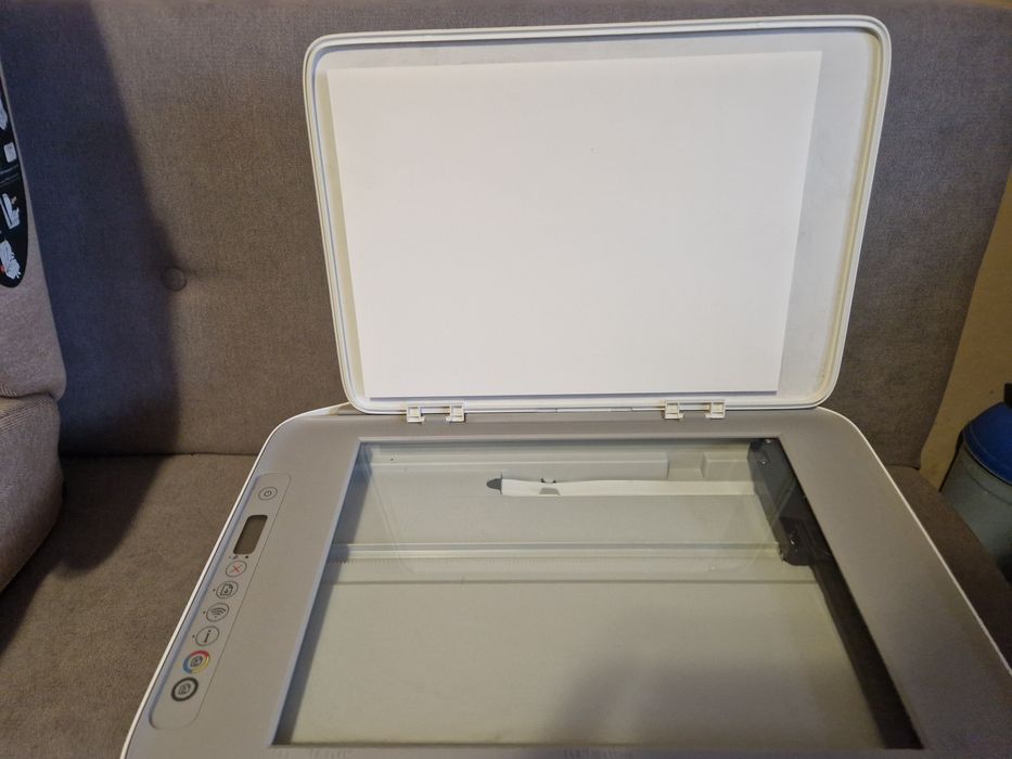 Imprimanta Hp DeskJet 2700e