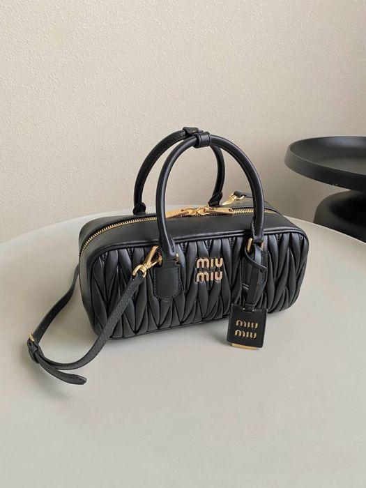 Geanta Miu Miu Medium