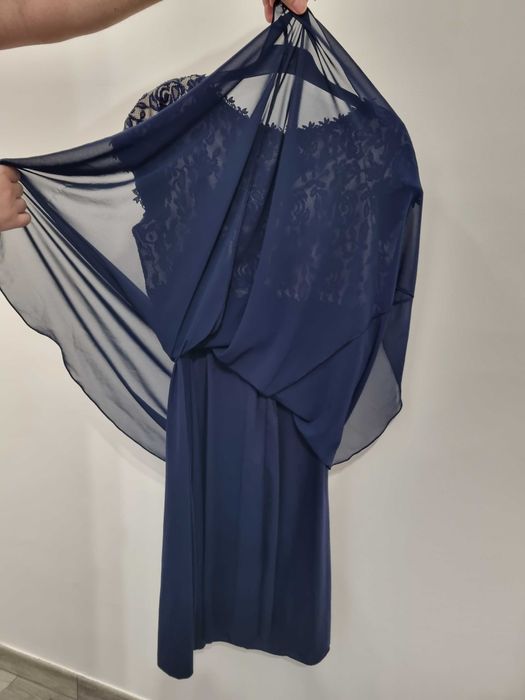 Rochii de seara elegante, marimi mari, diferite modele | Costum dama