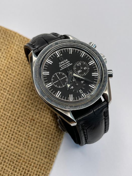 Ceas Omega Speedmaster Chronograph Broad Arrow