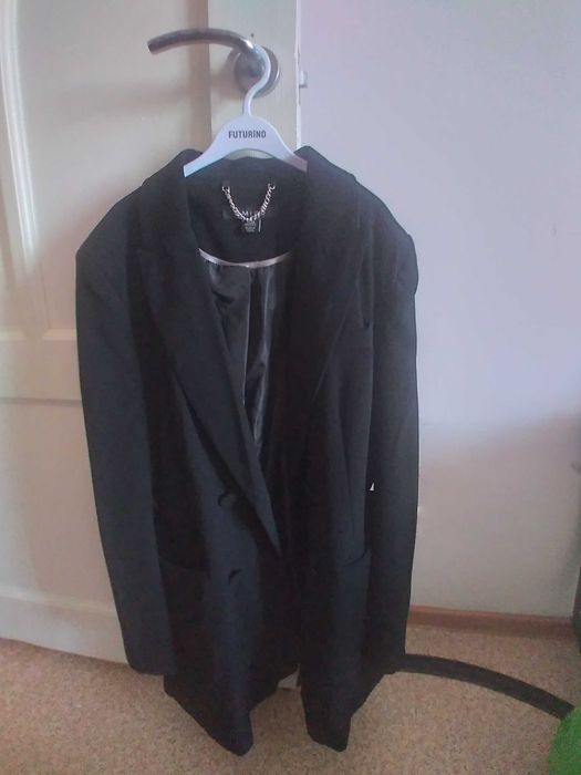 Джинсы для девушек с низкой посадкой от бедра.