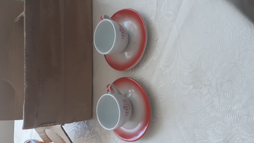 Порцеланов сервиз за кафе-Нов-6 бр