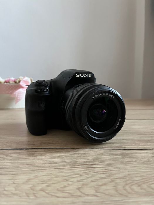 Vând aparat foto Sony a58