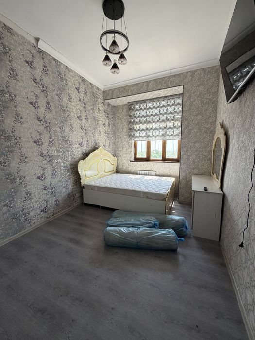 БИЙ ,Максим горький Феруза дока хлеб 2  комнаты срочно новостройка