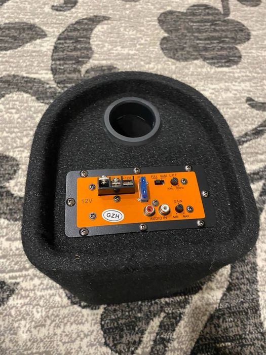 Активный сабвуфер