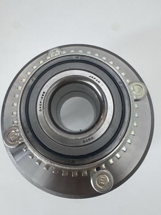 Задний подшипник со ступицей