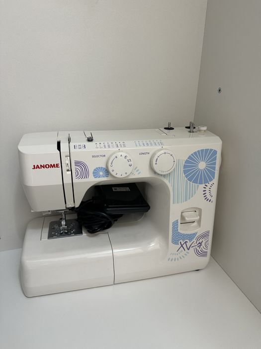 Швейная машина продается