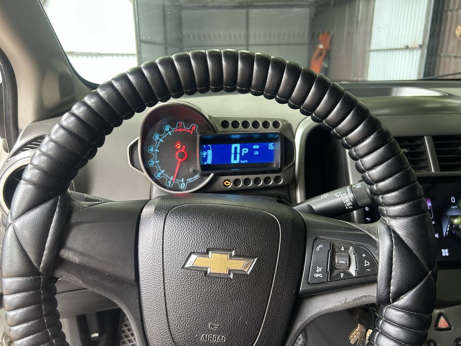 продается Chevrolet Aveo 2013
