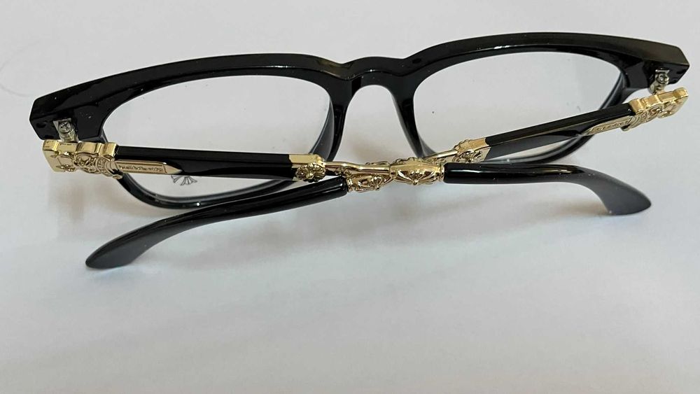 Chrome Hearts model deosebit, calculator Negrii cu Auriu