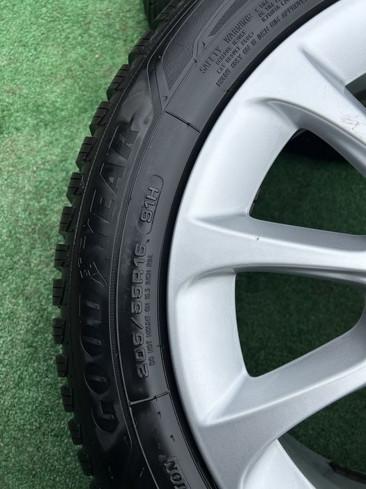 5х112 16 оргинални audi със зимни гуми