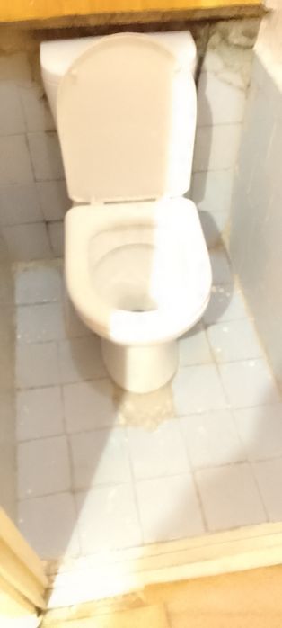 Юнусабад-15  1/1/4  (метро Туркистон) полупустая.