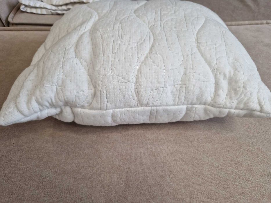 Комплект бебешка възглавница и калъфки