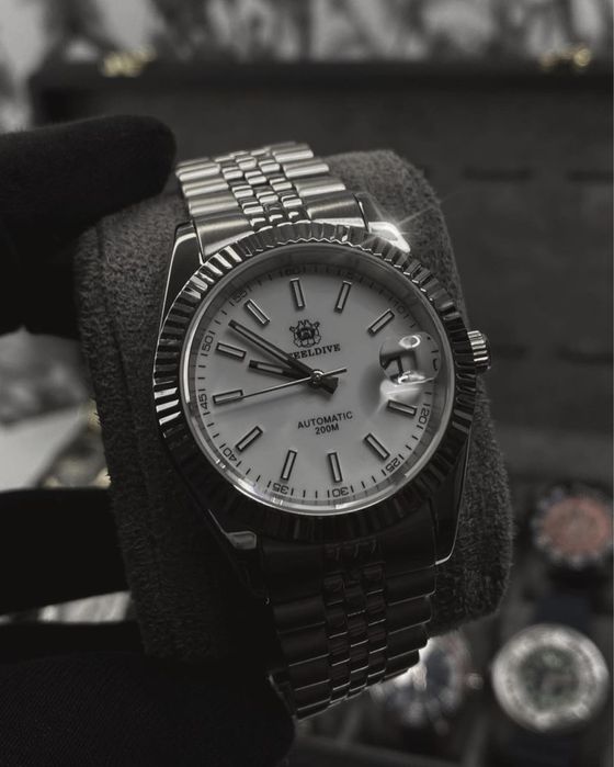 Механические наручные часы