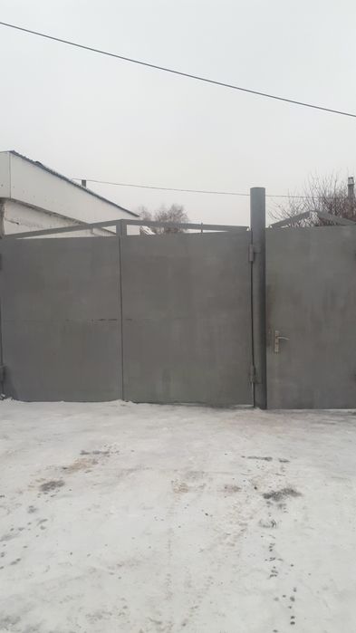 Продается дом с центральным отоплением.