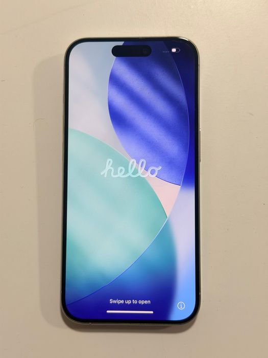 iPhone 15 pro alb 128 GB