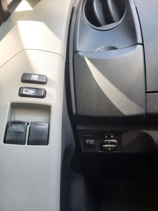 Toyota yaris 2008