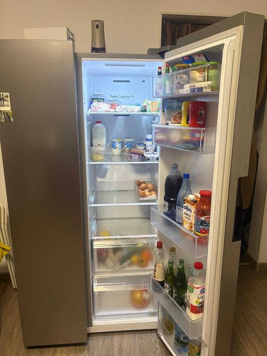 Side By Side Samsung RS66A8100S9/EF, 652 l, Full No Frost,