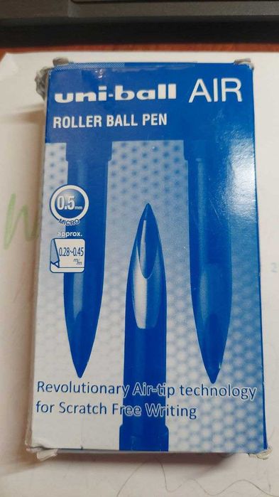 Uni-ball Air UBA188M 0,5 мм ролкова химикалка