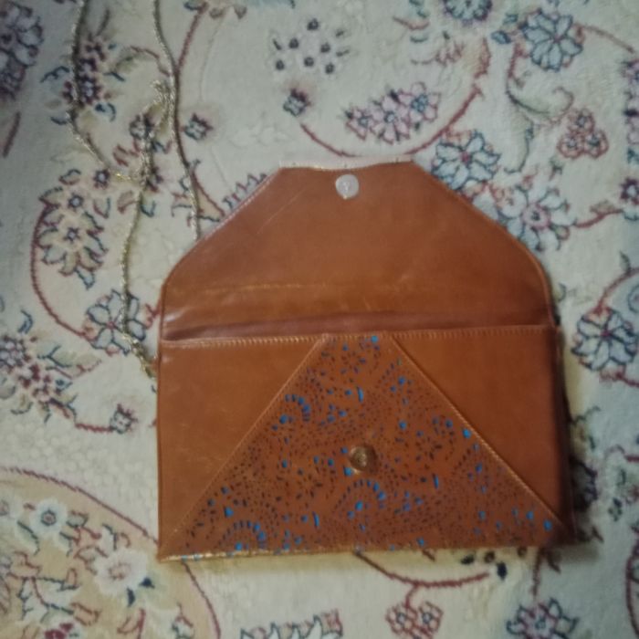 Продам женские сумочки