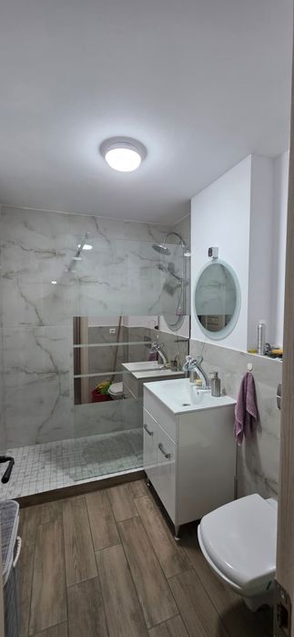 Inchiriez apartament cu 2 camere