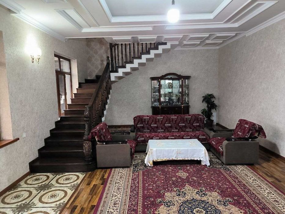 Продается капитальный 2х этажный дом на 6 соток в МСГ Алишеробод.