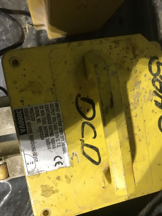 Traf-Transformatoare 230v la 110v 3000VA Defecte