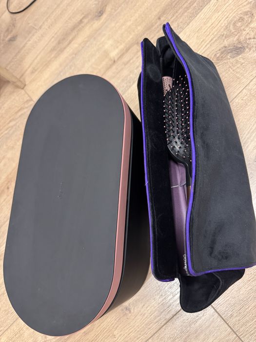 Продам Dyson Airwrap + Dyson Airstrait.