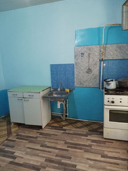 Xovli sotiladi 10sotih katta koʻchada Biznes un joy