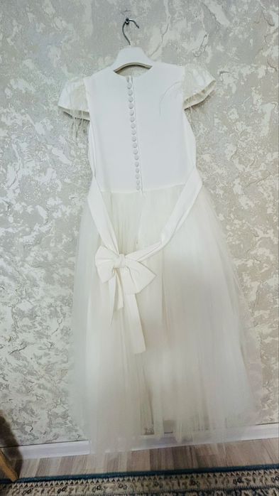 Платье бальное продам